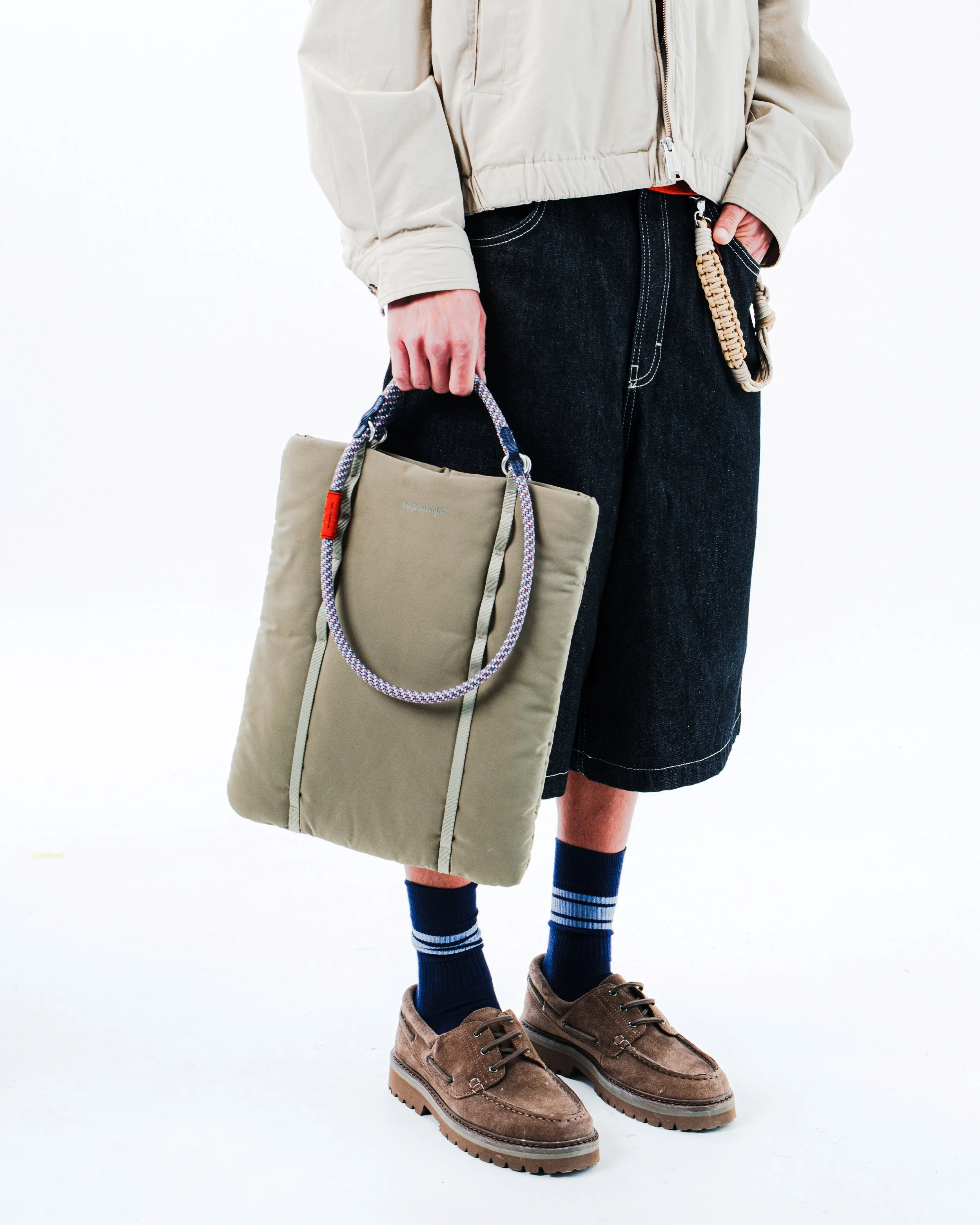 16" Cloud Shopper - Image 9
