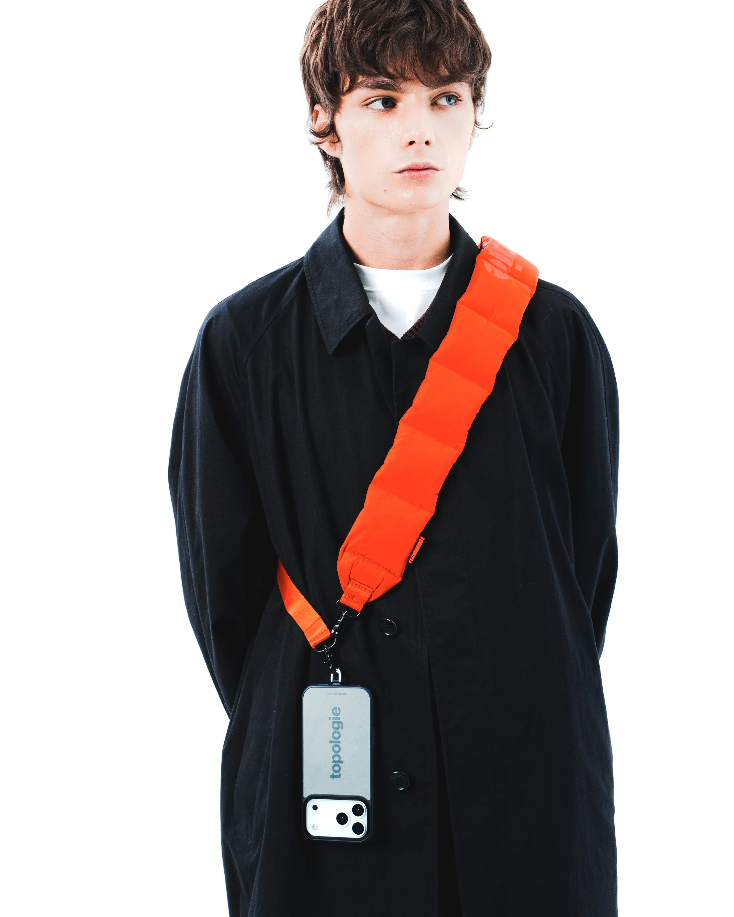 Siurana Phone Case / Silver Mirror / iPhone 15 - Image 10