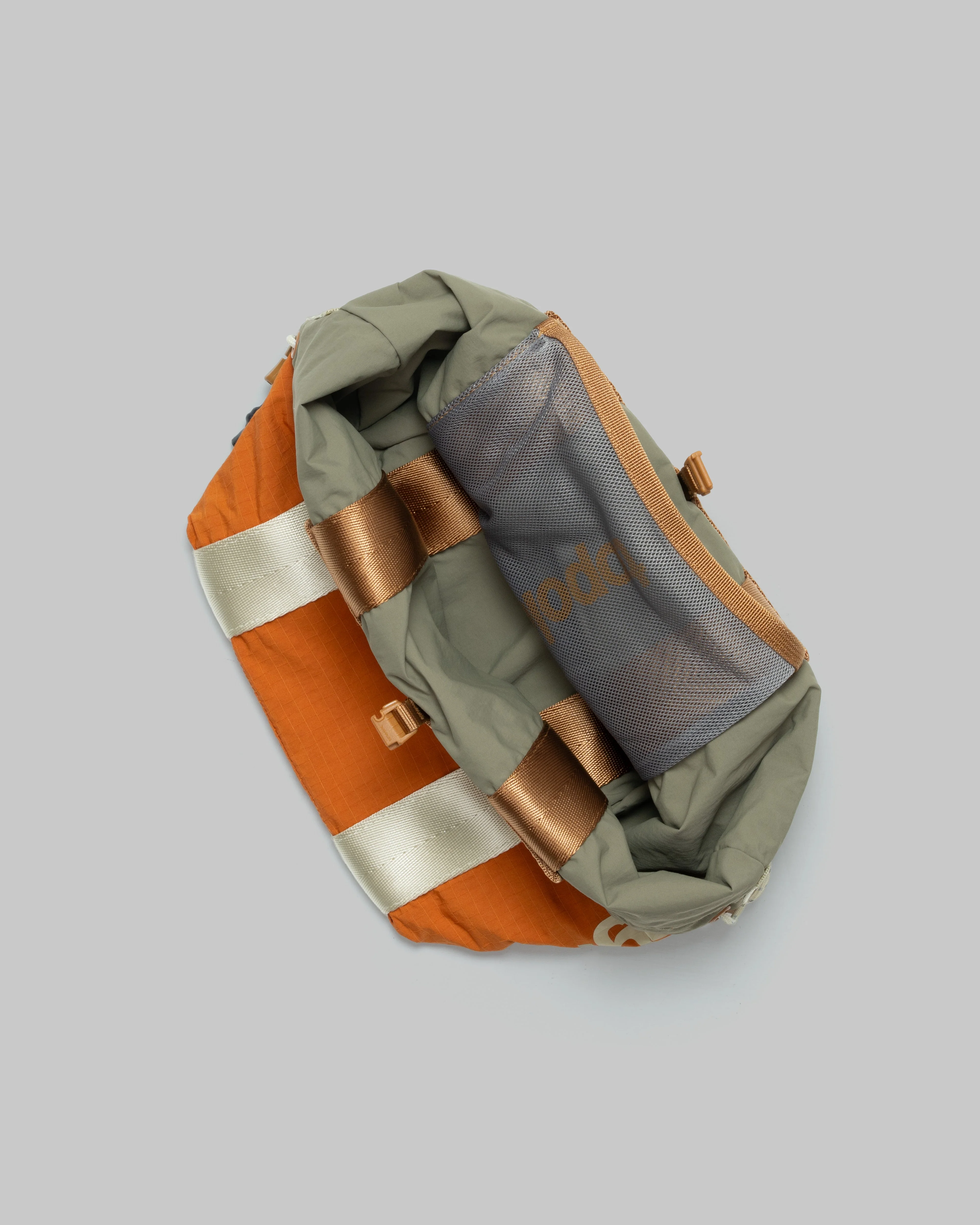 Summit Tote Small - Image 18