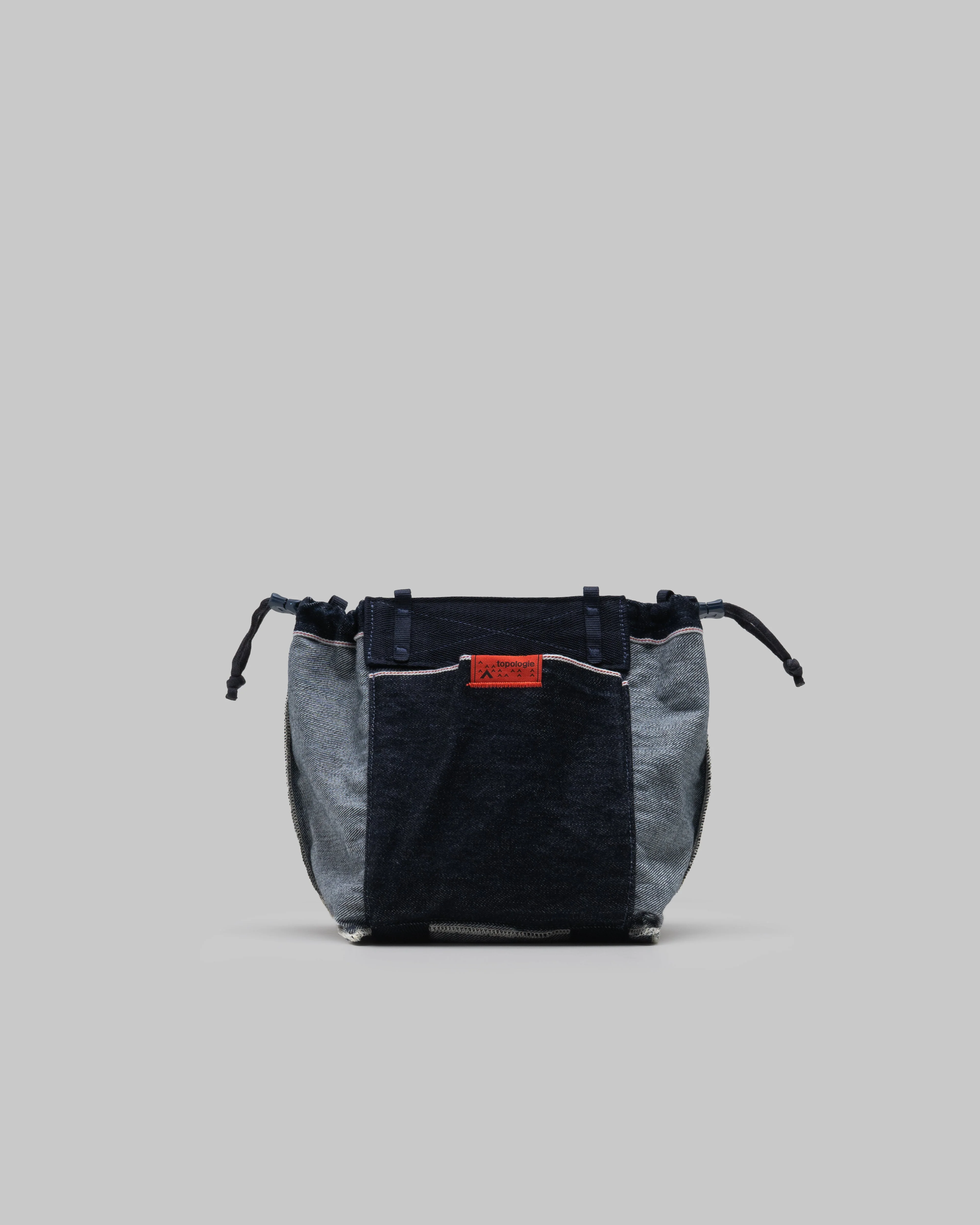Summit Tote Small - Image 25
