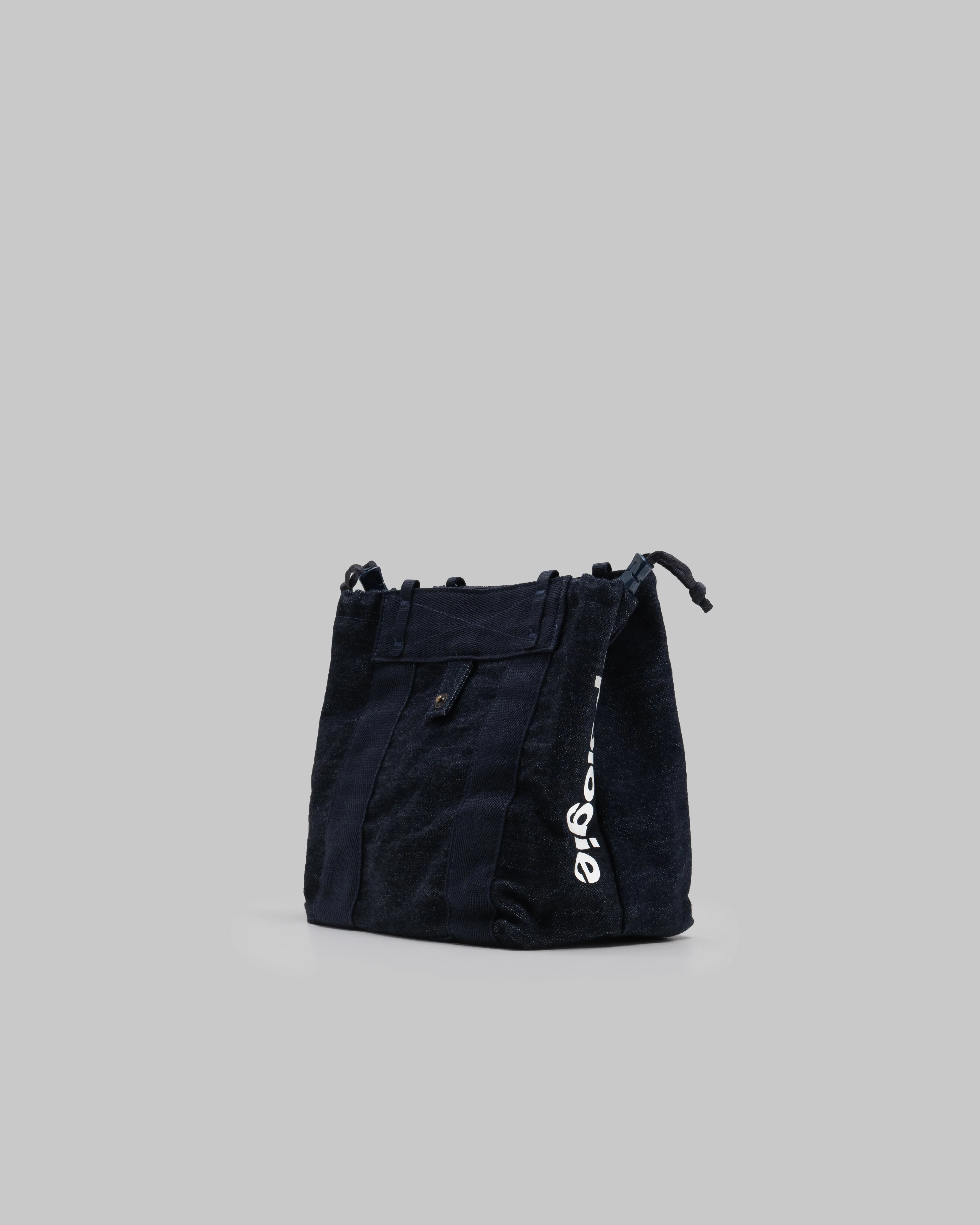 Summit Tote Small - Image 26