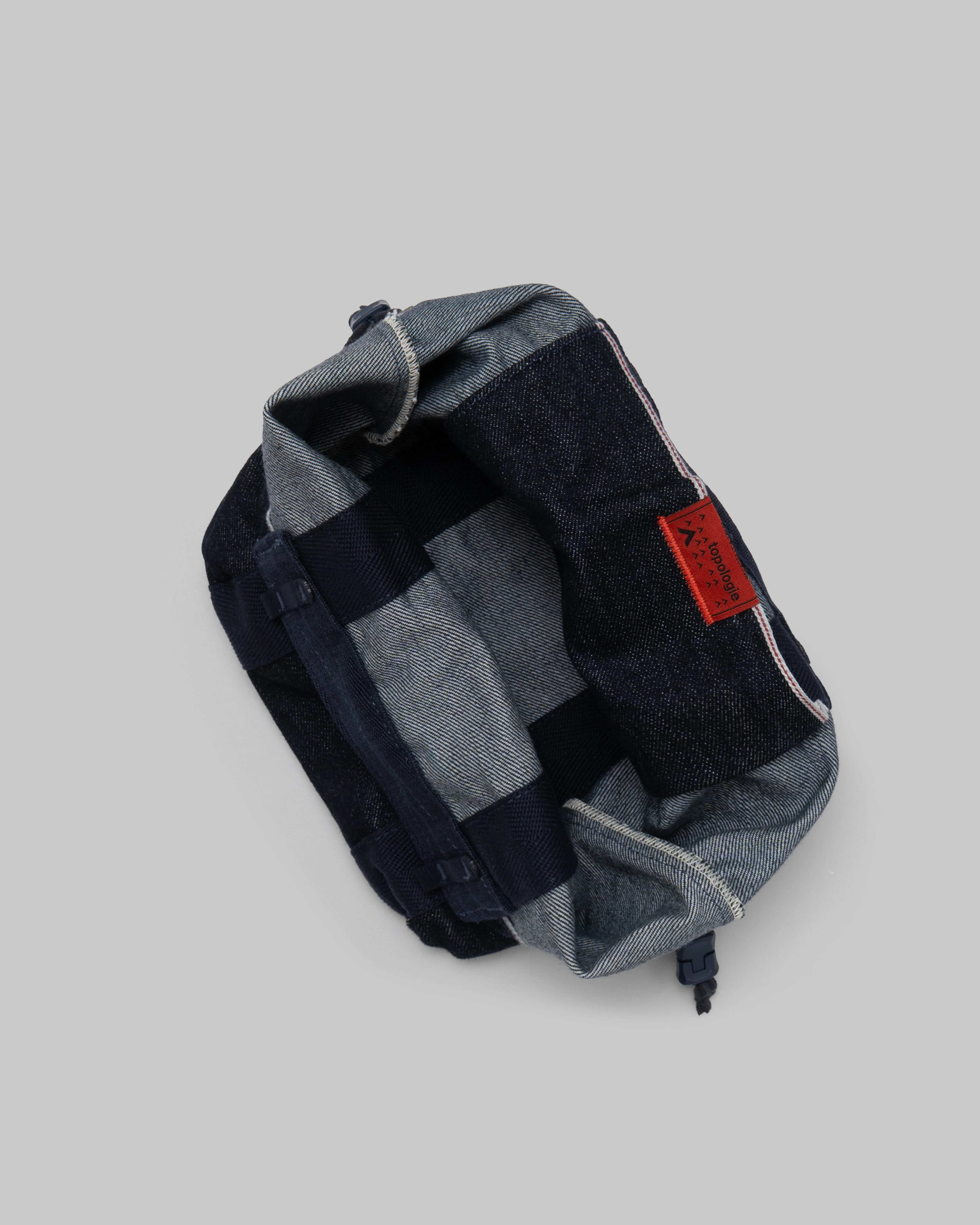Summit Tote Small - Image 28