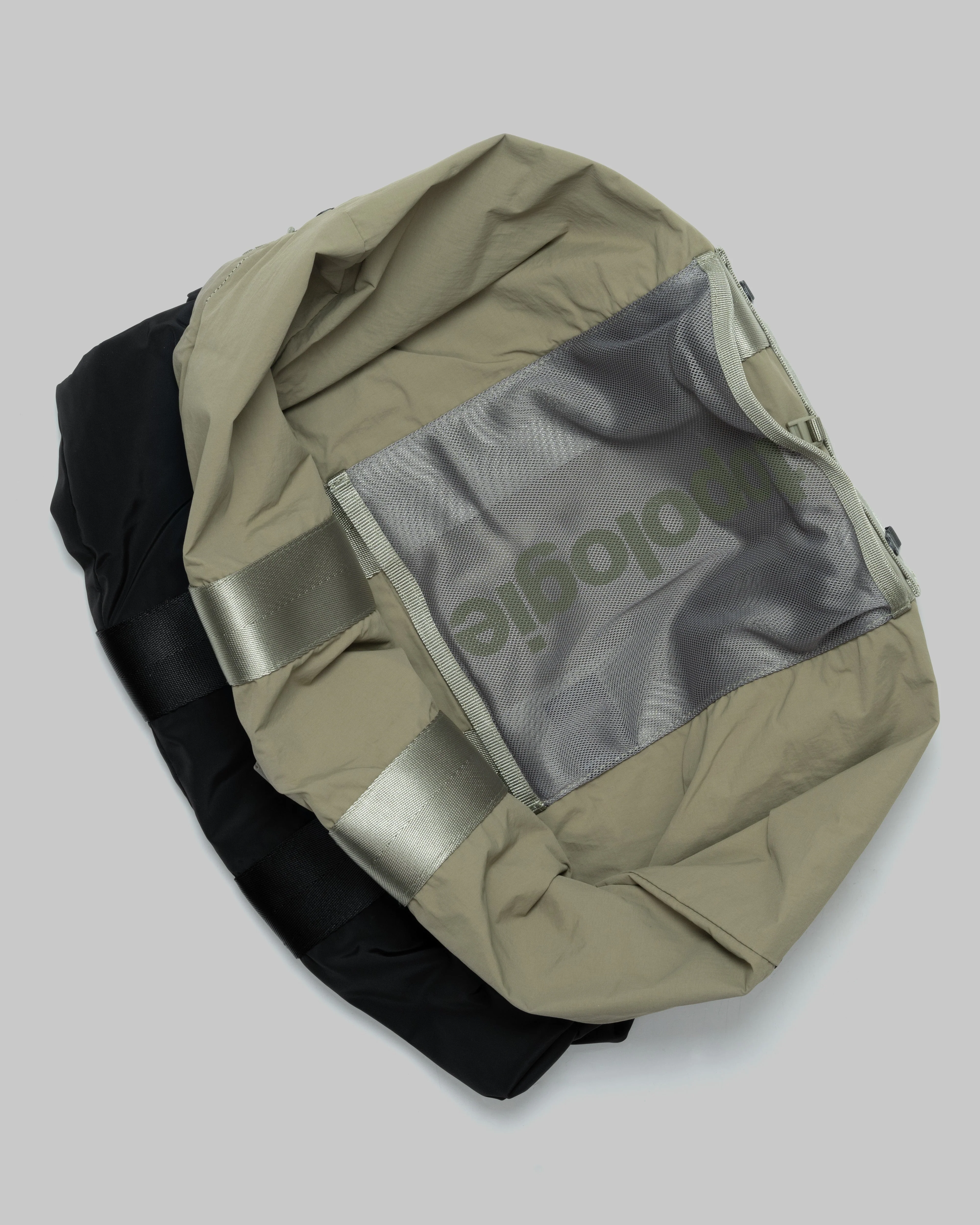 Summit Tote Wide Medium - Image 15