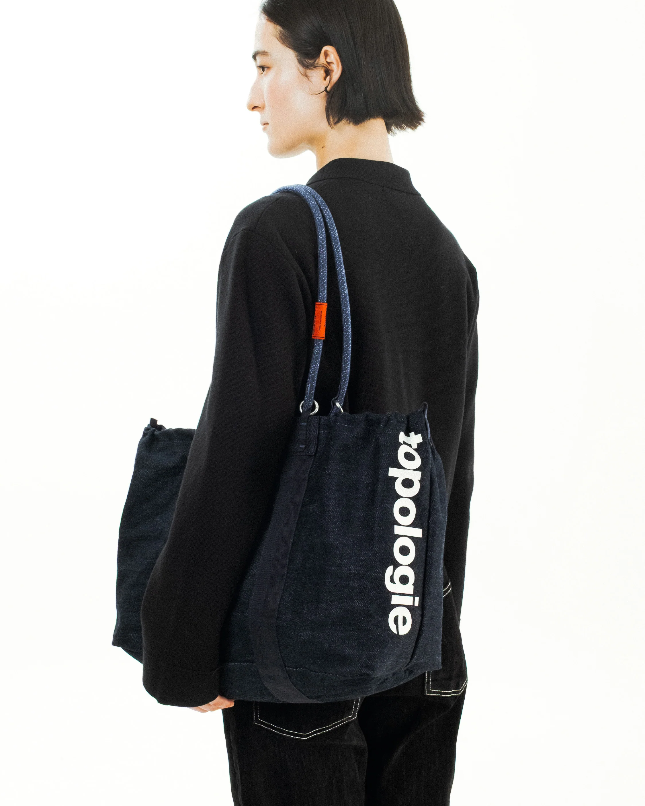Summit Tote Wide Medium - Image 26
