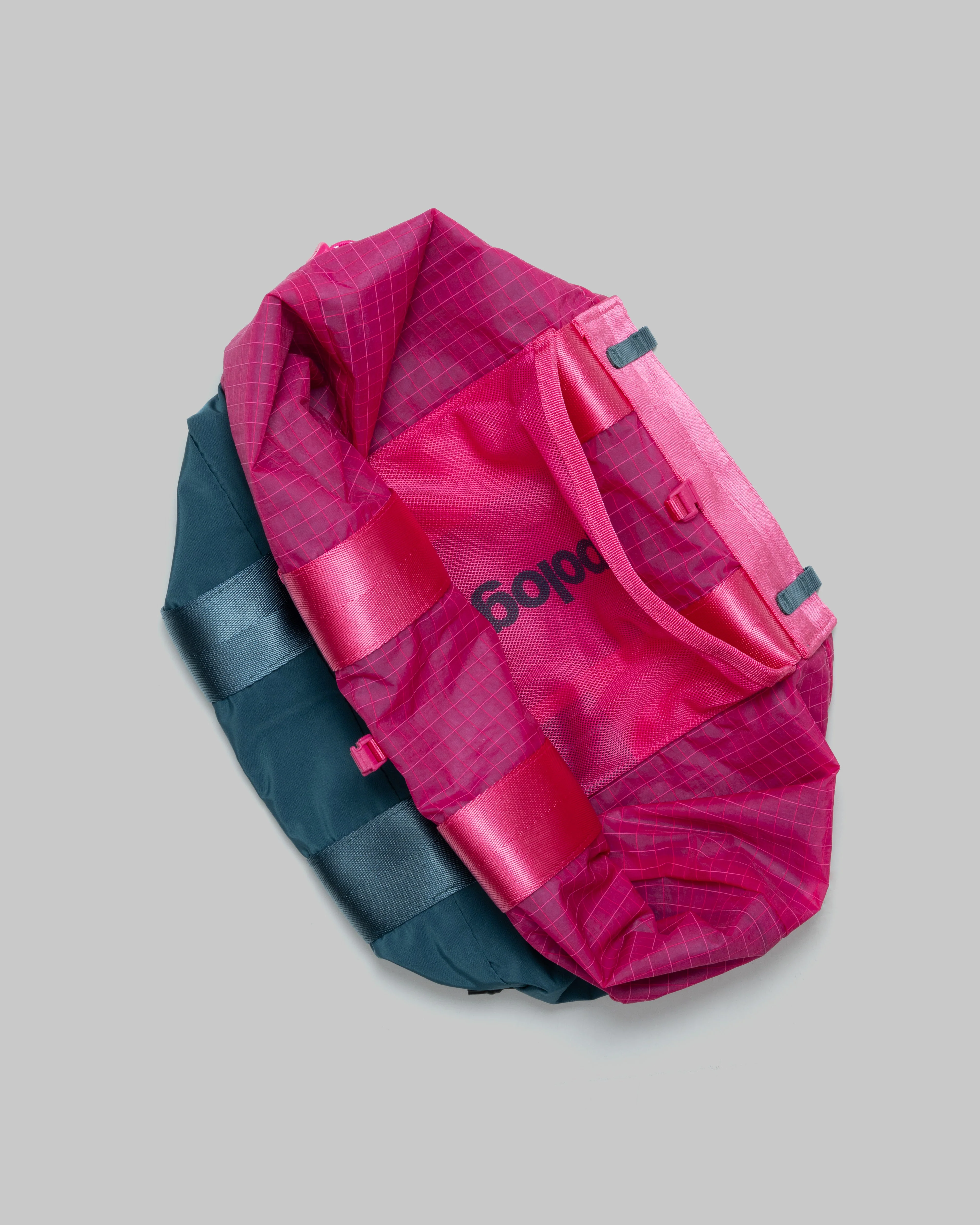 Summit Tote Wide Small - Image 28