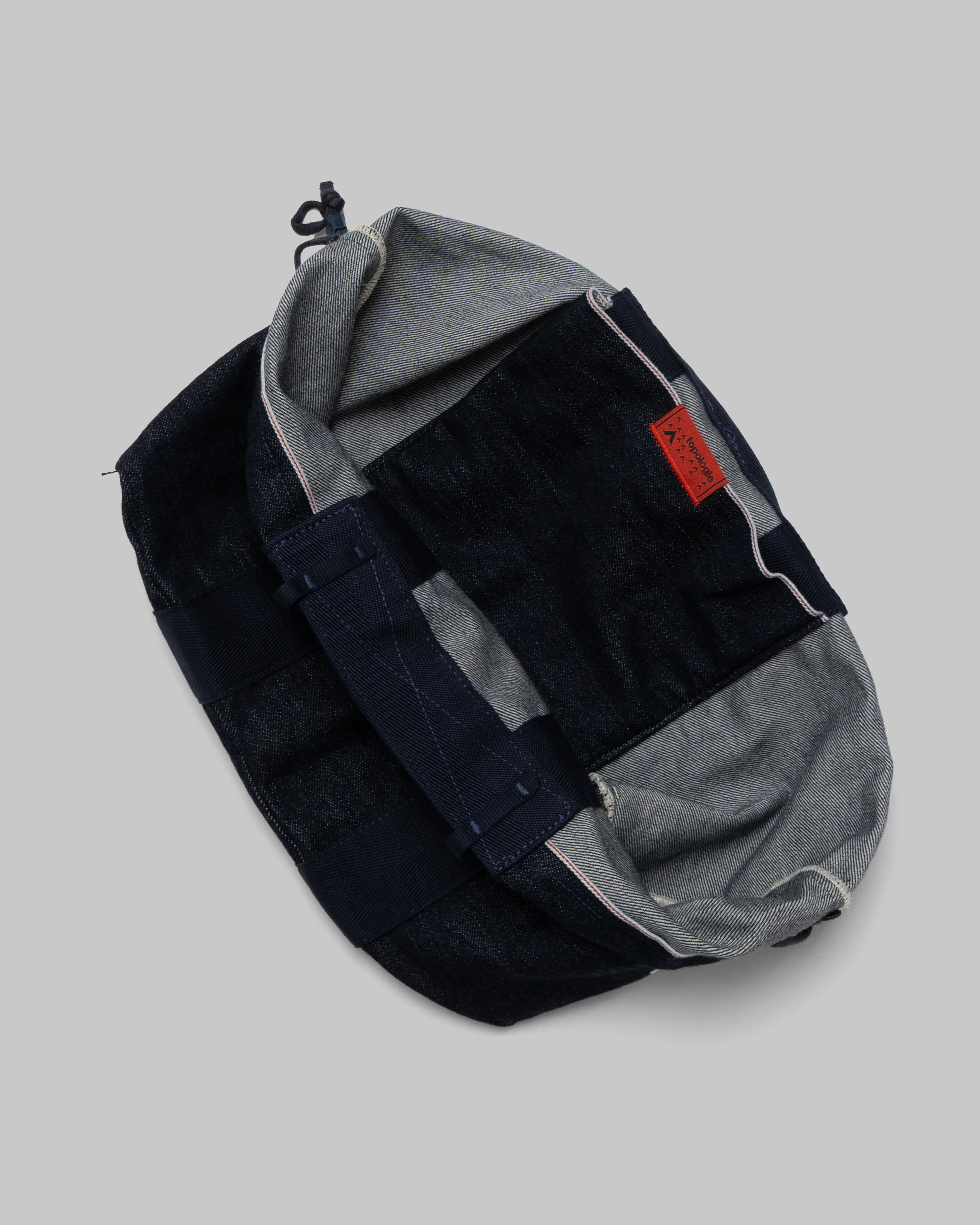 Summit Tote Wide Small - Image 33