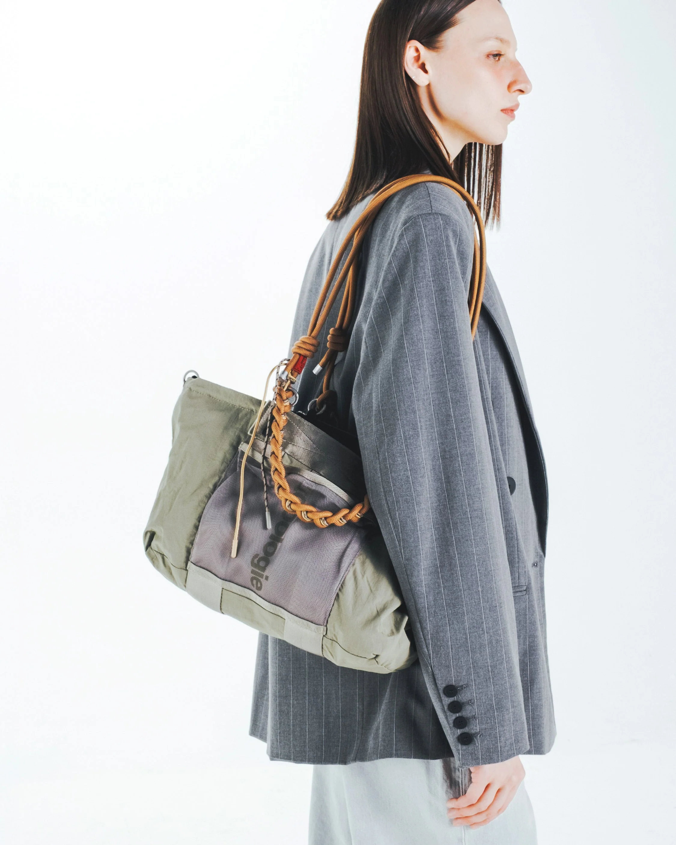 Summit Tote Wide Small - Image 7